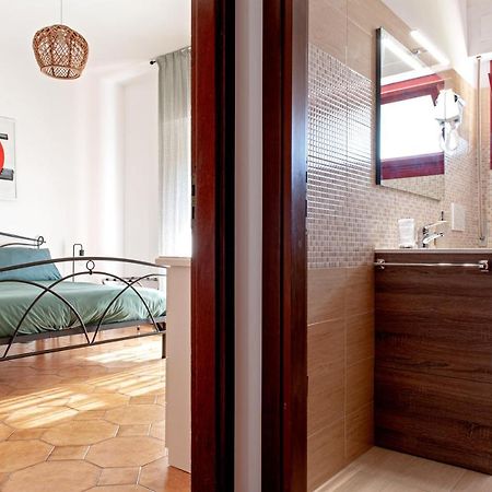 Casina Di Liliana Appartement Livorno Buitenkant foto