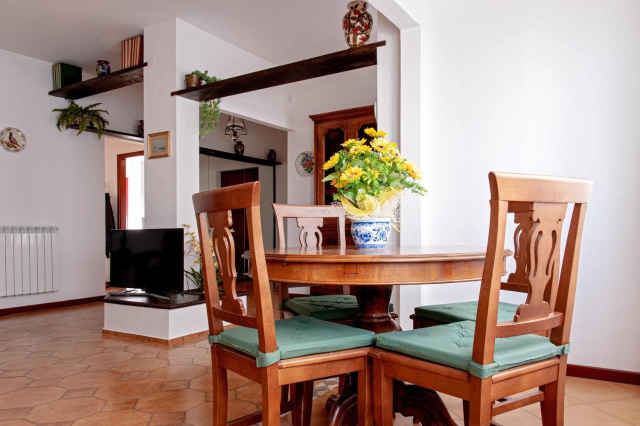 Casina Di Liliana Appartement Livorno Buitenkant foto