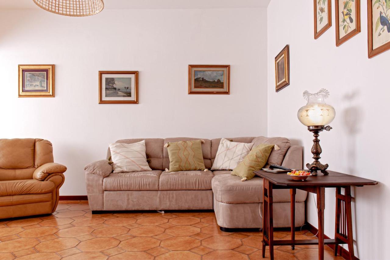 Casina Di Liliana Appartement Livorno Buitenkant foto